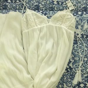 Tilly’s White boho maxi dress